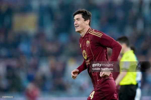 ЕЛ. "Рома"нинг "Айнтрахт"га қарши асоcий таркиби маълум 