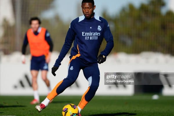 Алаба "Эспаньол"га қарши баҳсни асосий таркибда бошлайди