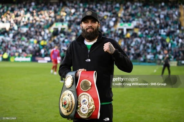 Ирландиялик боксчи оиласи учун жаҳон чемпионлигидан воз кечмоқчи!