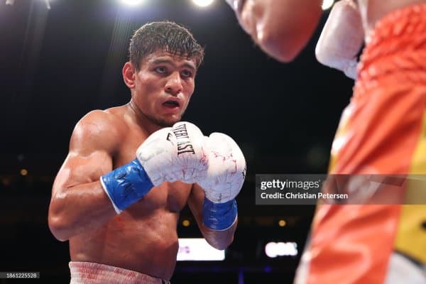 Наоя Иноуэ бу йил яна учта жанг ўтказмоқчи. Бўлажак рақиблар орасида Муроджон Аҳмадалиев ҳам борми?