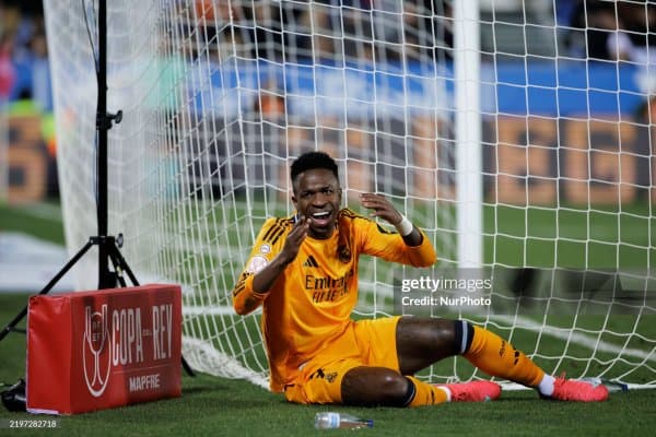 Винисиус жорий мавсум нечта сариқ карточка олганини биласизми?