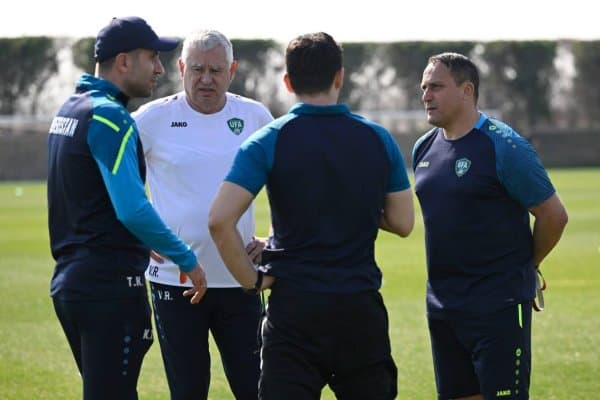 Тимур Кападзе Жаҳон чемпионати-2026 саралаш баҳслари олдидан ўз мураббийлар штаби таркибини тасдиқлади