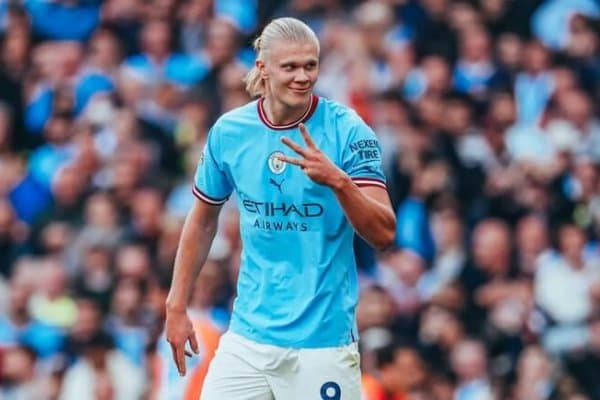 “Барса”дан “бомба” трансфер: Лапорта Холандни олиш йўлини топди