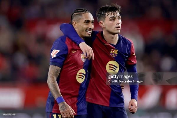 Ла Лига. Бир киши кам бўлиб қолган "Барселона" йирик ғалабани тантана қилди (Видеошарҳ) 