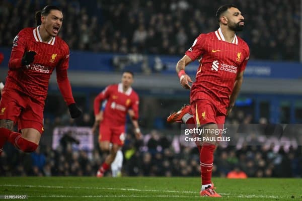 АПЛ. "Эвертон" сўнгги дақиқаларда гол уриб, "Ливерпуль"ни ғалабадан мосиво қилди