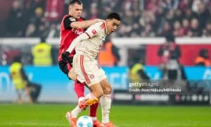 Бундеслига. Турнинг марказий баҳсида томонлар дурангга имзо чекди