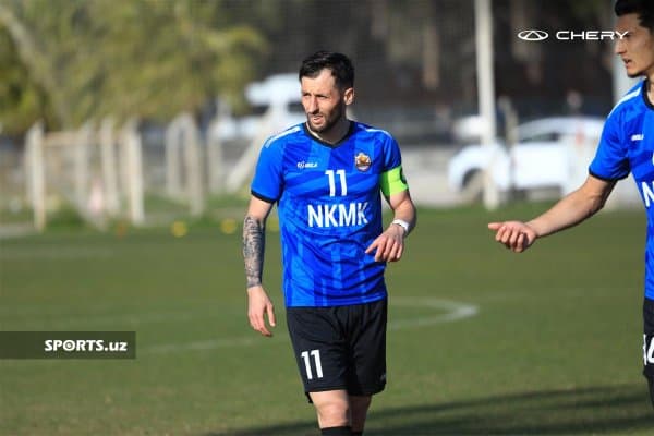 Жаба Жигаури: "Интиладиган нарса қолмаганди, фаолиятимда янги чорловни амалга ошириш фурсати етганди"