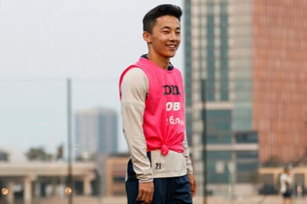 Файзуллаев Бразилиянинг энг зўр тўпурари билан ўйнайди