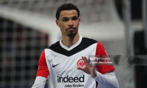 АПЛнинг икки гранд клуби "Айнтрахт" ҳужумчиси учун курашади