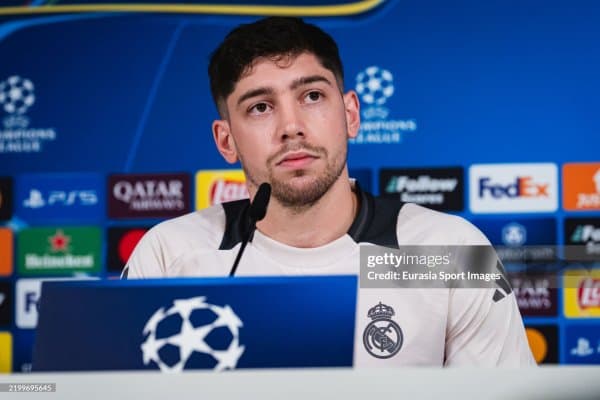 Вальверде: “Мадрид сардорларидан бири бўлиш жуда катта шараф” 