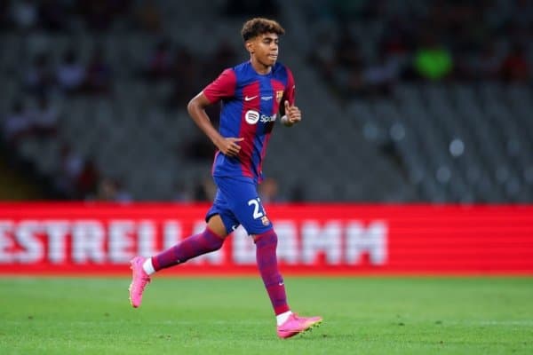 Ана холос: Ямаль “Барселона” режасига қарши чиқди