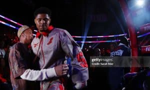 Ар-Риёддаги бокс оқшоми супер жангдан ажраб қолиши мумкин