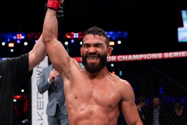 Жуда ҳам кучли жангчи UFC да ўзининг дебютини ўтказади