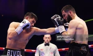  Дмитрий Бивол енгилмас боксчини тўхтатди!