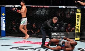 Нурсултон Рўзибоев рақибни аяб ўтирмади!