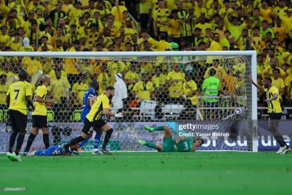 СПЛ. Бензема ва жамоадошлари "Ал-Ҳилол"ни "савалади" (Видеошарҳ) 