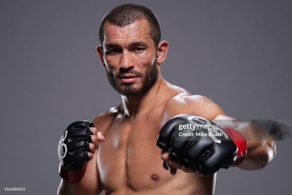 Маҳмуд Муродов Германияда октагонга кўтарилади