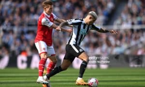 "Барса" АПЛдан ярим ҳимоячи олиб келиш учун ҳаракатларни бошламоқда 