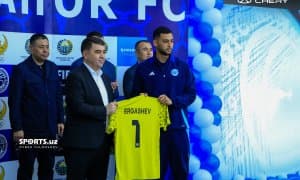 "Навбаҳор" янги футболчиларни таништирди (Фото)