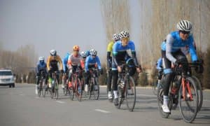 Велогонщики участвуют в открытом республиканском турнире