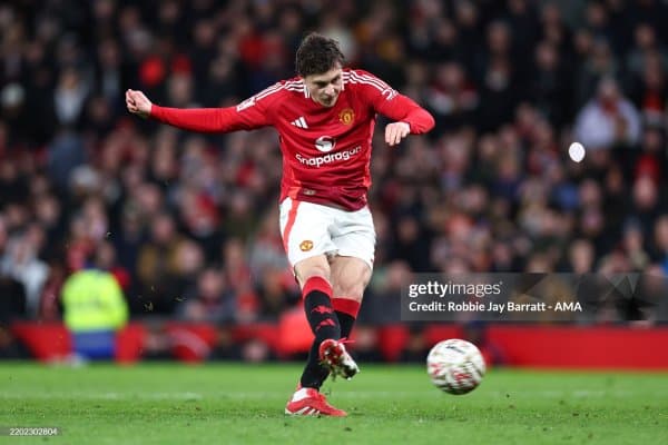 "Манчестер Юнайтед" ҳимоячиси клубни тарк этади