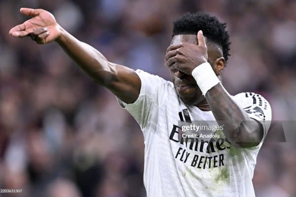 Винисиус Роналдога етиб олди