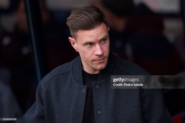 Тер Штеген ёлғон маълумот тарқатган ОАВ ходимларини қоралади