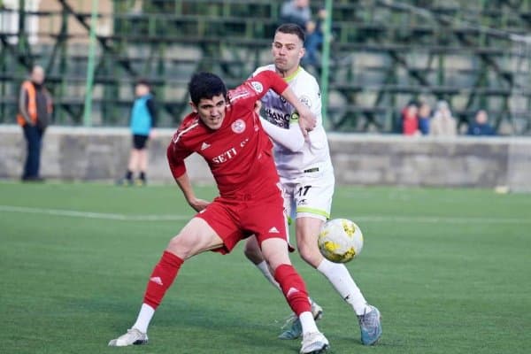 "Ўзимни Европада синаб кўриш учун келдим" - Словакияда ўйнаётган легионеримизни биласизми?