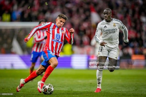 "Мадрид дербиси" Менди учун "Реал" сафидаги 200-учрашув бўлди