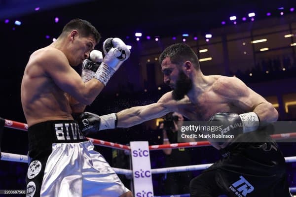 Дмитрий Бивол ва Артур Бетербиев ўртасидаги трилогия қаерда ўтказилади?