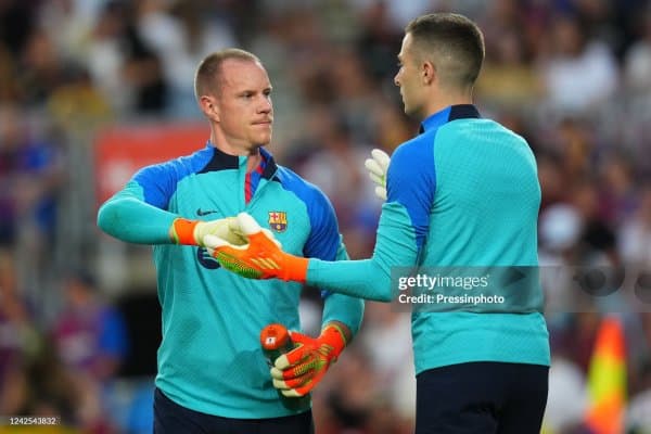 "Барселона" посбонига икки клуб харидор!