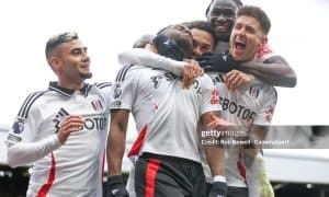 АПЛ. Яна бир Лондон дербисида "Тоттенхэм" имкониятни бой берди