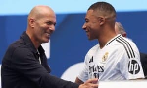 Мбаппе нега Зидандан қочиб юрганини айтди