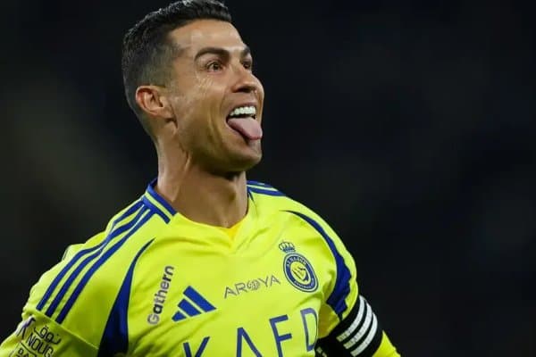 Роналдунинг жамоаси Англияда машҳур футболчини олиб келади