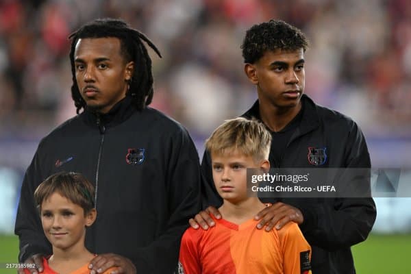 "Ямалнинг бола эканлигини унутиб қўяман"