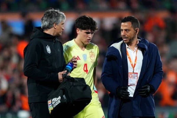 Кубарси жароҳат олиб, майдонни тарк этди 