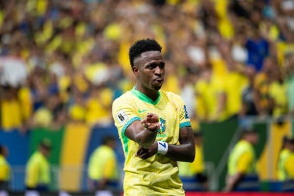 Винисиус: "Бу гол меҳнатимнинг самарасидир" 