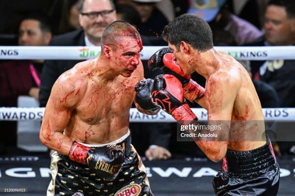 Исроил Мадримовнинг вазнидаги яна бир кучли боксчи рингга қайтмоқда!