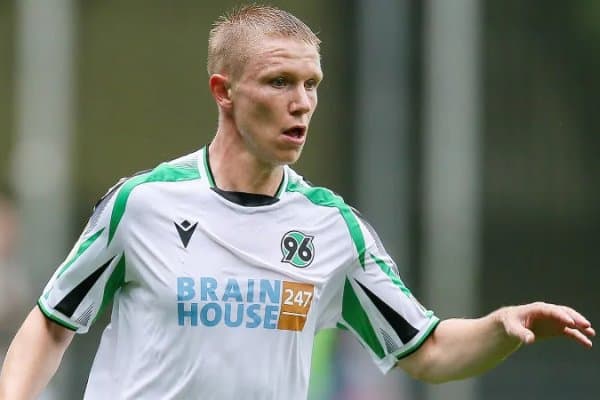 Немис футболчиси қўшниларимиз терма жамоасида ўйнамоқчи