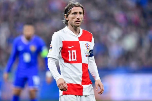 Модрич: "Мен ҳали ҳам совринларга чанқоқман ва фаолиятимни якунлаш ҳақида ўйламаяпман"   