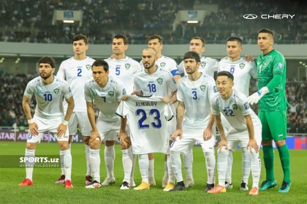 Миллий терма жамоамизга сўнгги 5 йилда оқ либос омадлими ёки кўк либос?