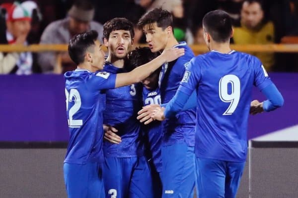 Бош мураббийнинг фикри ўзбек ва қозоқ мухлисларини жумбушга келтирди!