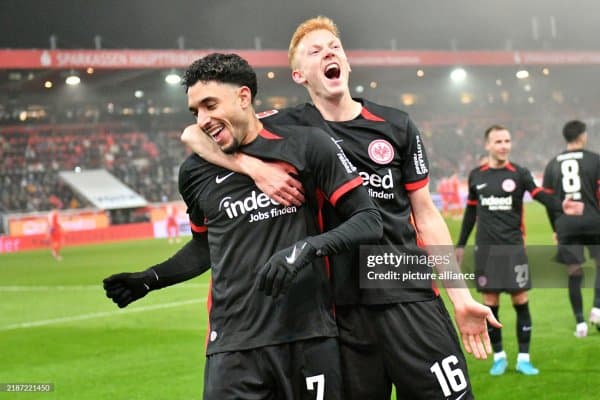 "Манчестер Сити" ярим ҳимояга Мармушнинг собиқ жамоадошини олиб келади