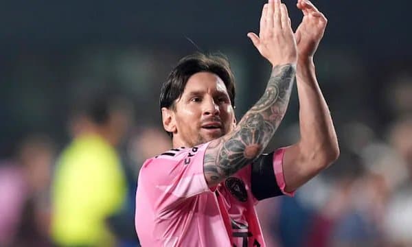 Месси голини нега машҳур спортчига бағишлади?