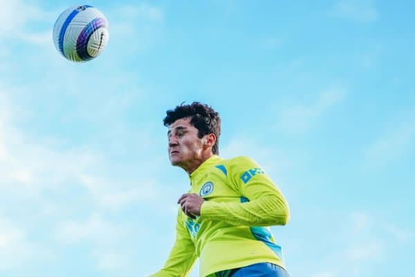 Ҳусанов энг “ишкал” футболчини ҳам ҳайратга солди!