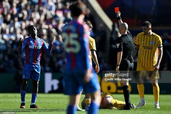 "Кристал Пэлас" футболчилари АПЛ тарихида ноёб рекорд ўрнатишди