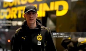 "Боруссия Дортмунд" ҳимоячиси "Барселона"га қарши баҳс олдидан жароҳат олди