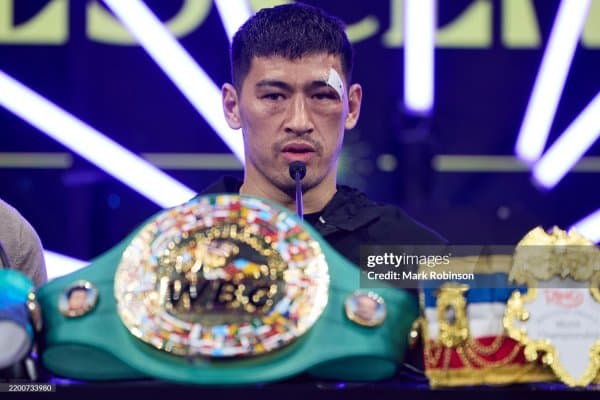 Дмитрий Бивол энди мутлақ жаҳон чемпиони эмас!