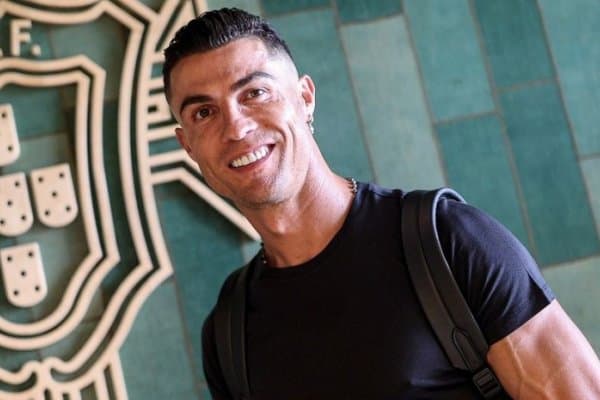 Роналду олиш учун борини берадиган клуб номи ошкор бўлди