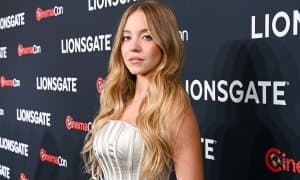 Машҳур Голливуд актрисаси ўзининг севимли ММА жангчиси кимлигини айтди